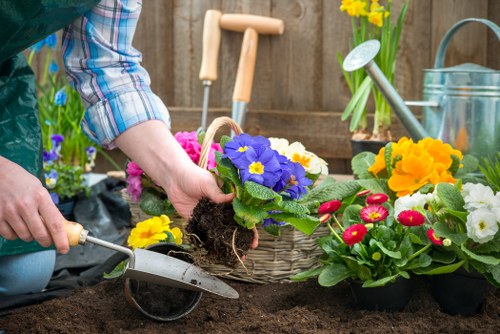 Landscapers Charlton payment methods displayed with secure processing features